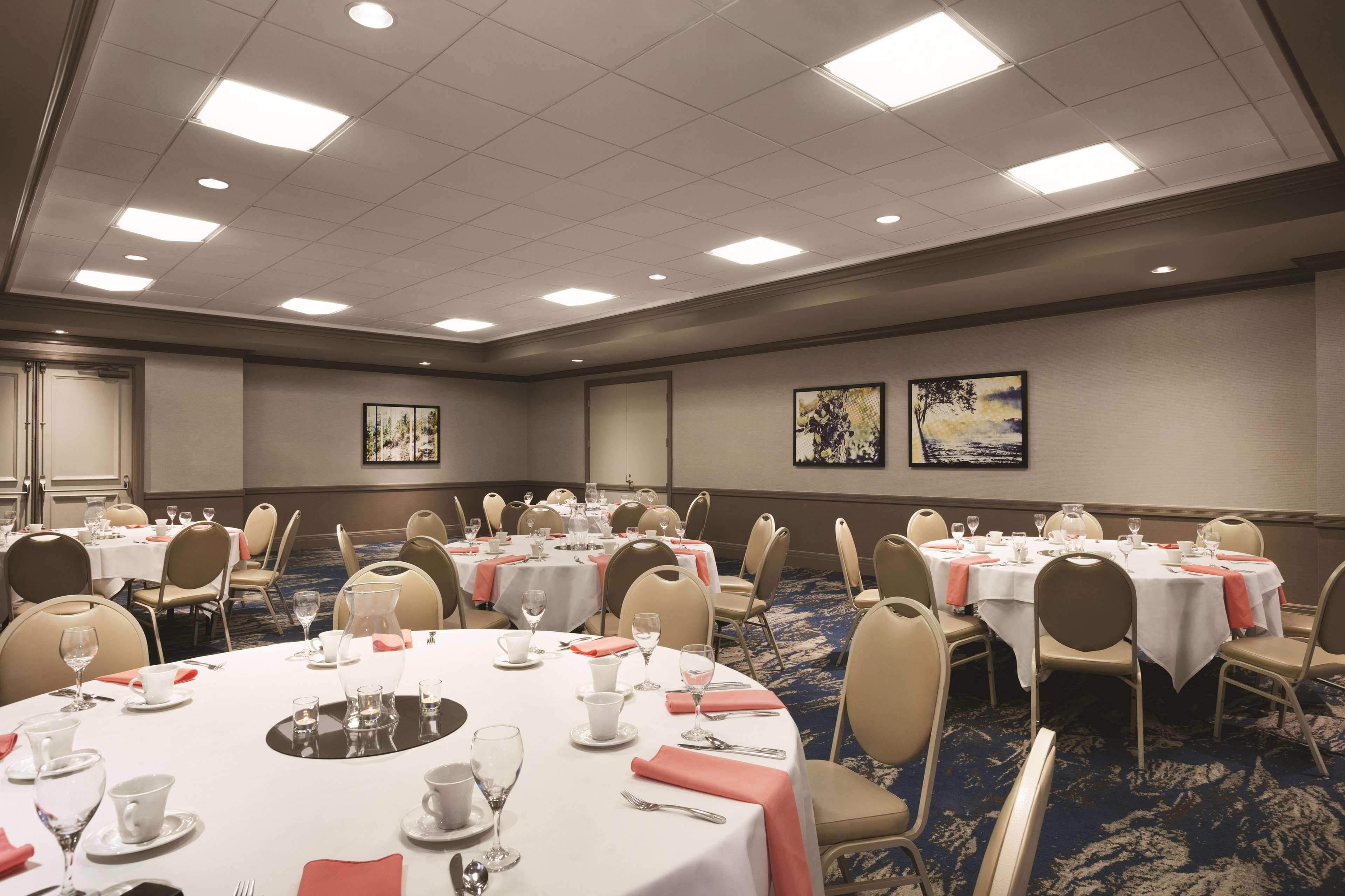 Embassy Suites By Hilton Brea - North Orange County Exterior foto
