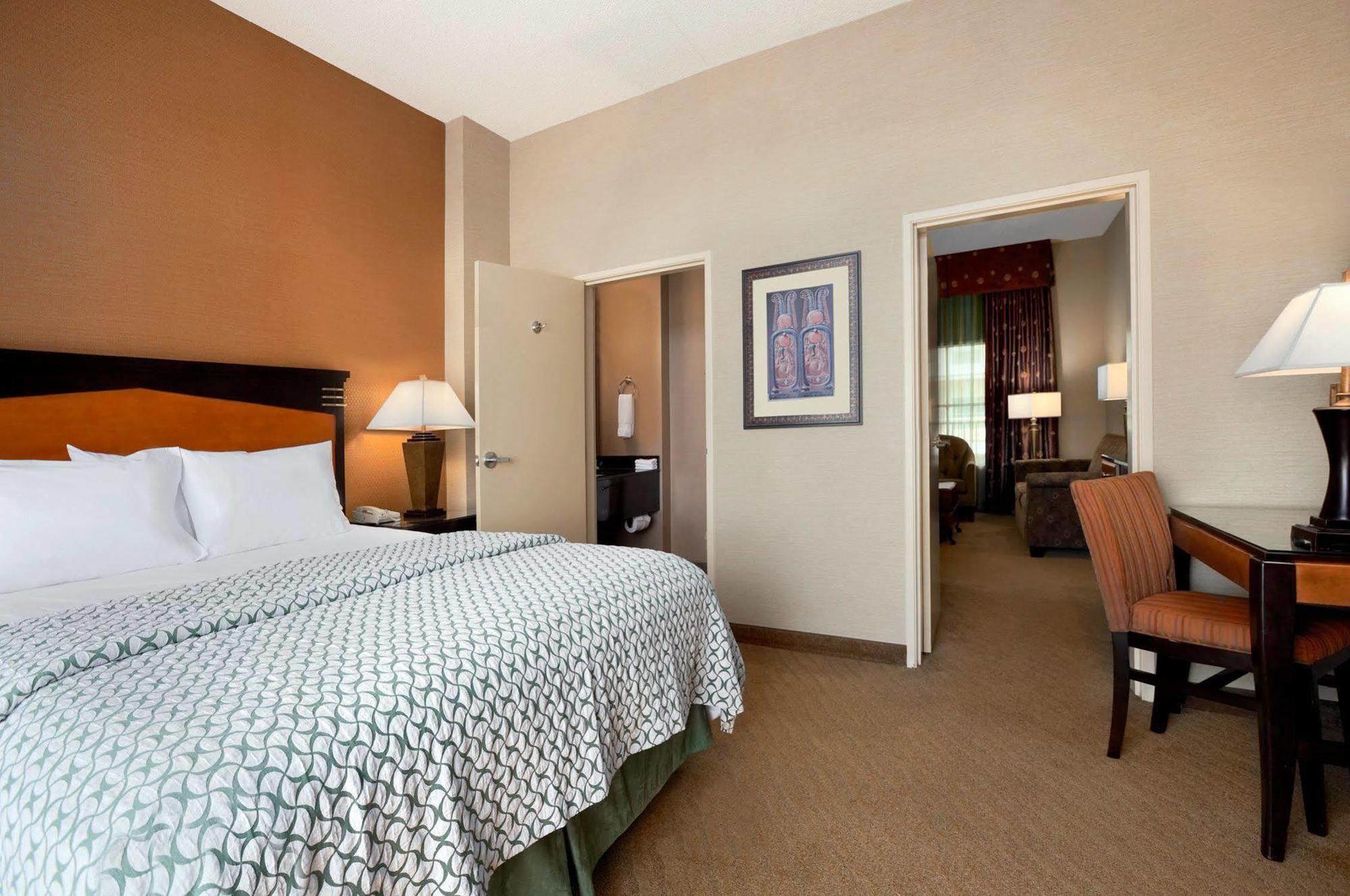 Embassy Suites By Hilton Brea - North Orange County Exterior foto